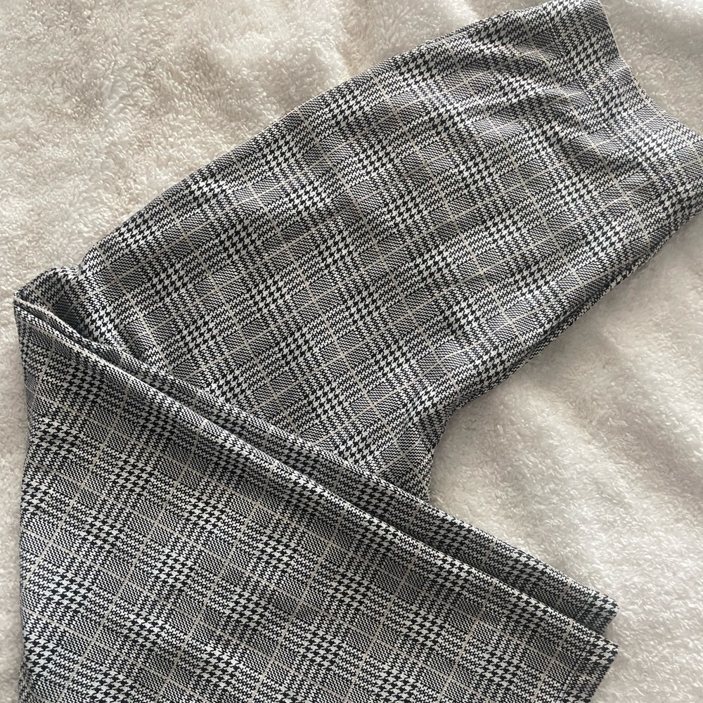 Max Studio Black and White Houndstooth plaid dress pants Size XL